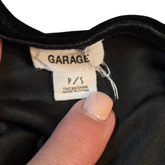 Juniors GARAGE Black Velvet Feel Cropped Long Sleeve sz Small - Picture 4 of 4